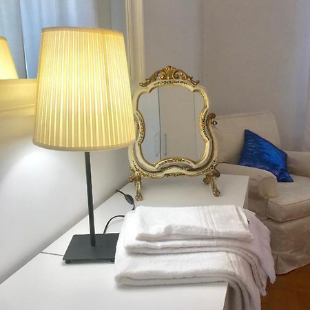 A Casa Di Sandro. Spazioso Appartamento Citycenter Padova Bagian luar foto
