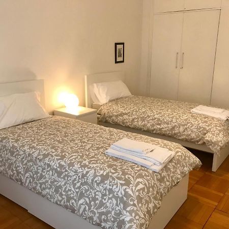 A Casa Di Sandro. Spazioso Appartamento Citycenter Padova Bagian luar foto