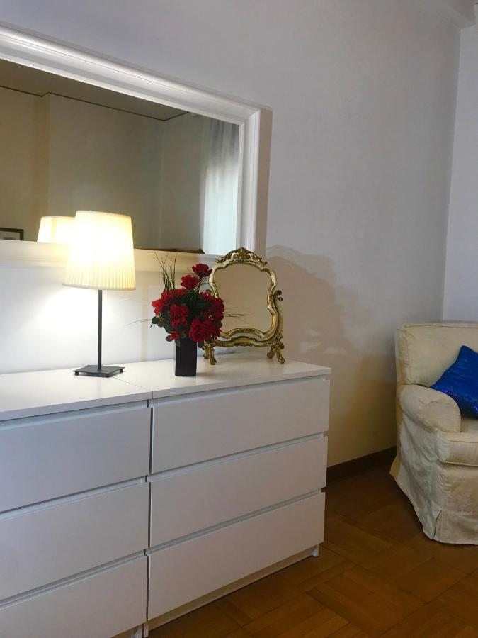 A Casa Di Sandro. Spazioso Appartamento Citycenter Padova Bagian luar foto